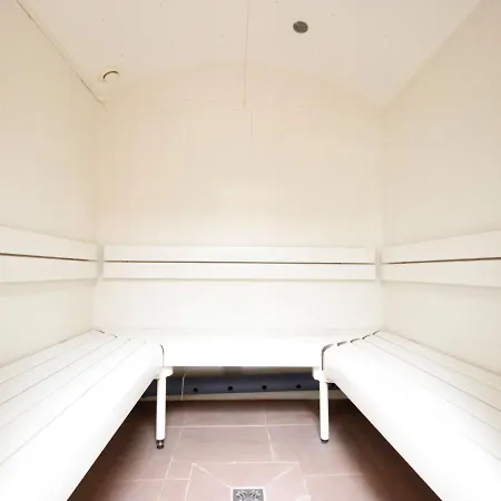 Falkner-12 By Interhome Daire *