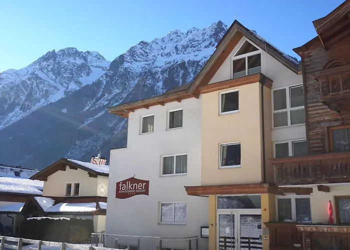 Falkner-12 By Interhome *