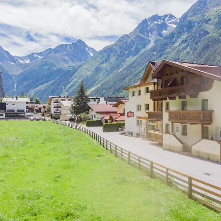 Falkner-12 By Interhome *