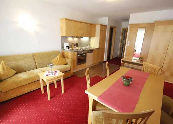 Falkner-12 By Interhome *